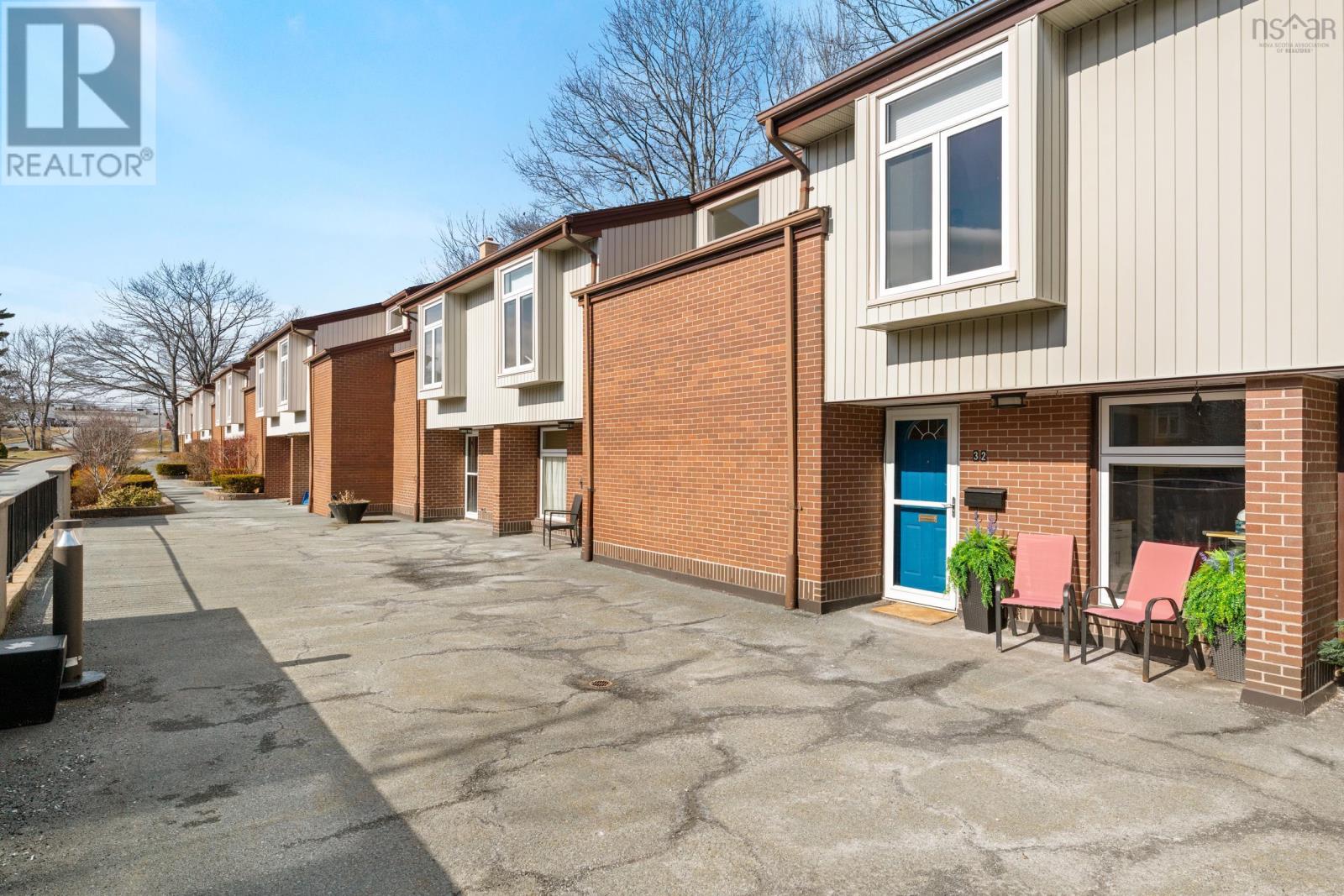 Property 7 of 39 of 32 Garden Court Terrace