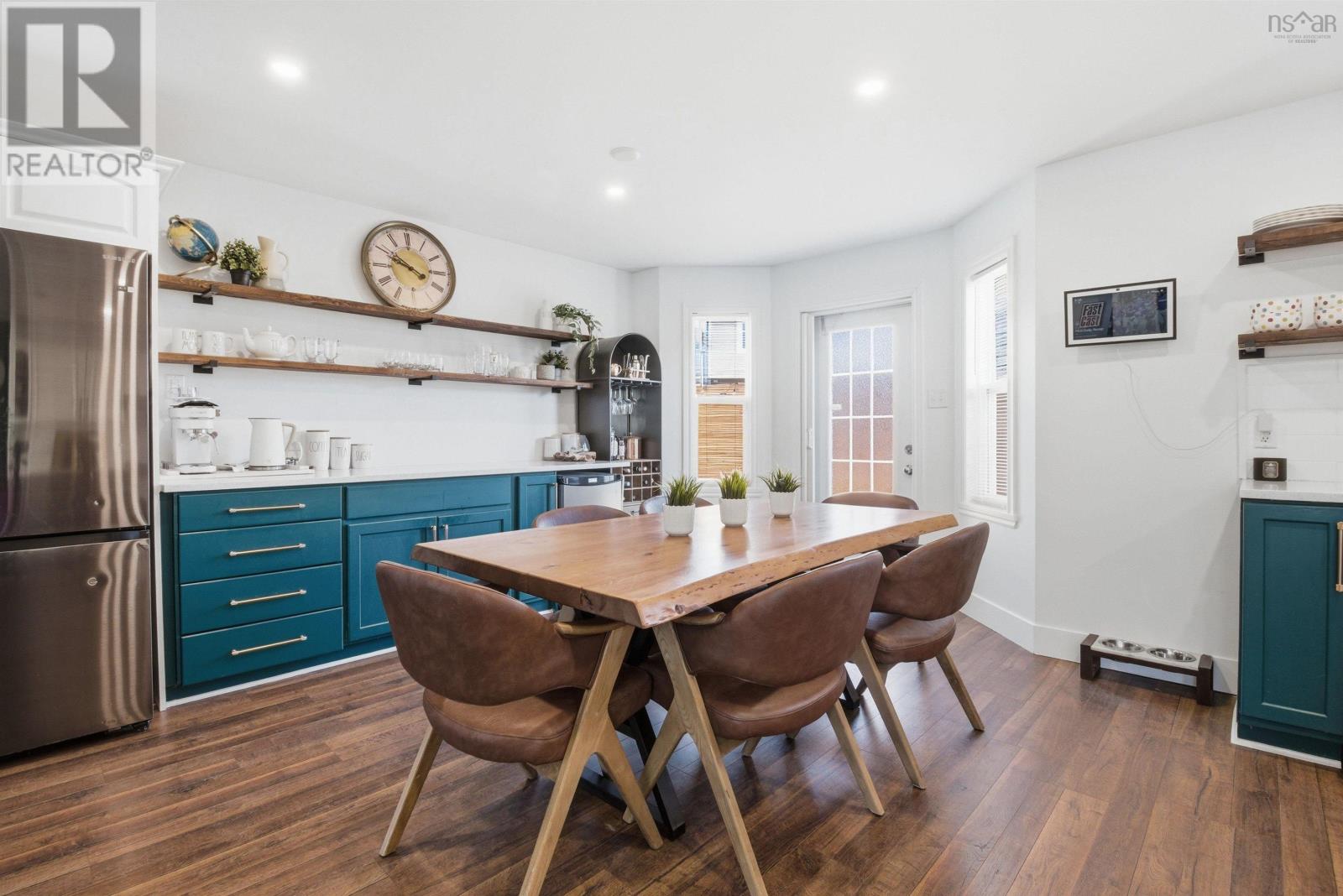 Property 7 of 50 of 46 Rockpoint Court