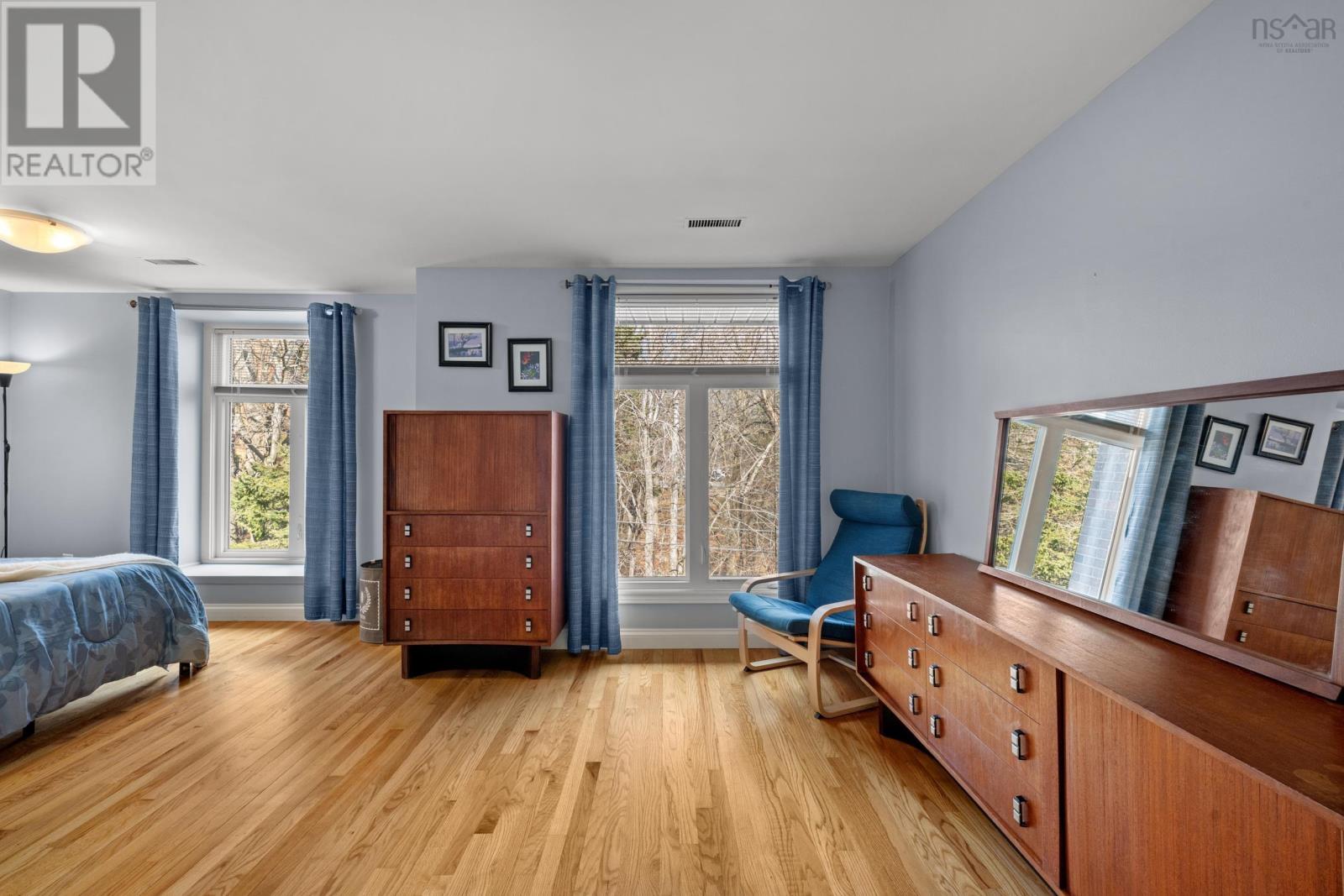 Property 19 of 39 of 32 Garden Court Terrace