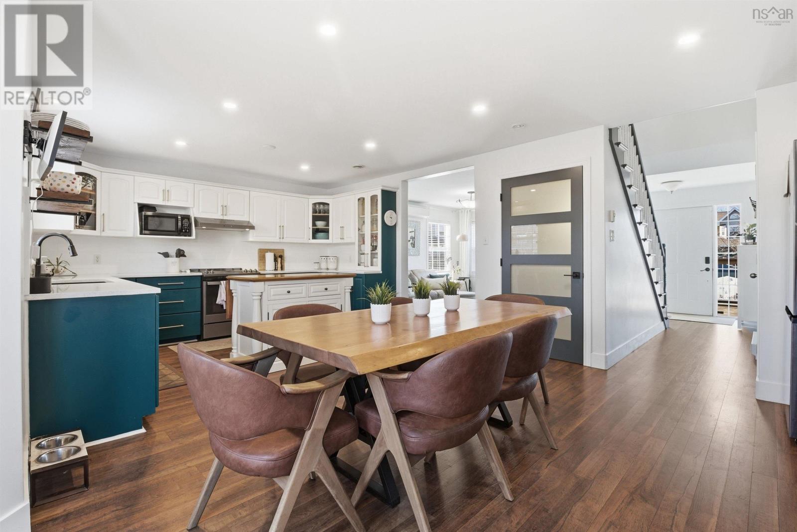 Property 40 of 50 of 46 Rockpoint Court