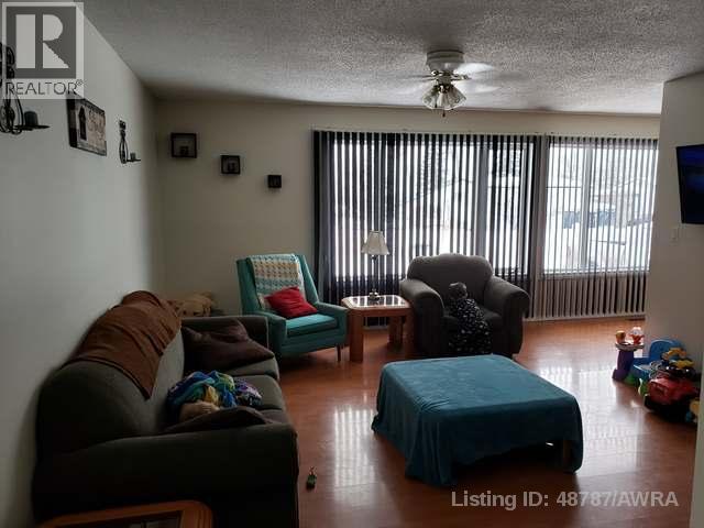 10850 98 AVE - 9