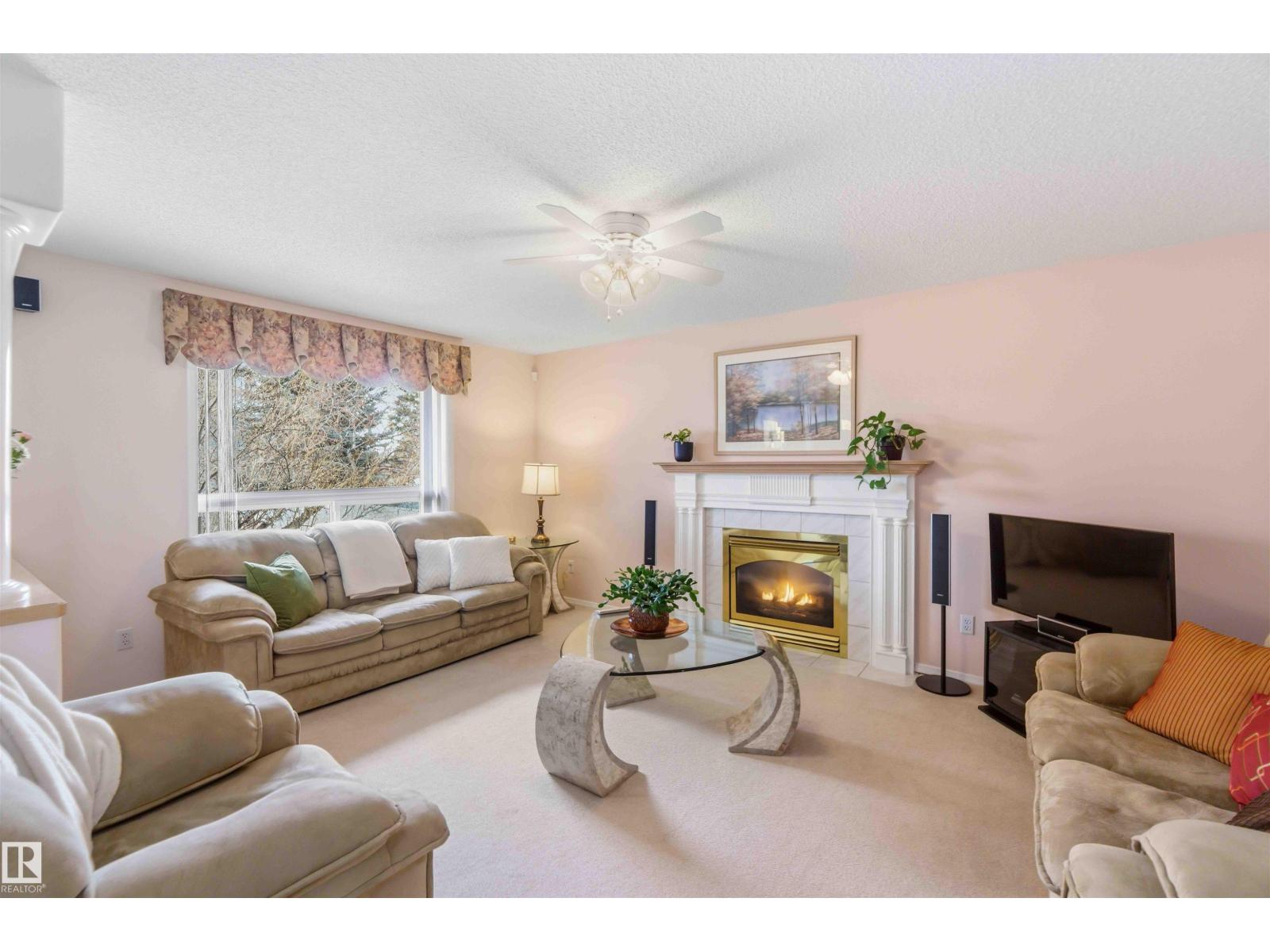 #1 COLONIAL CL, Beaumont