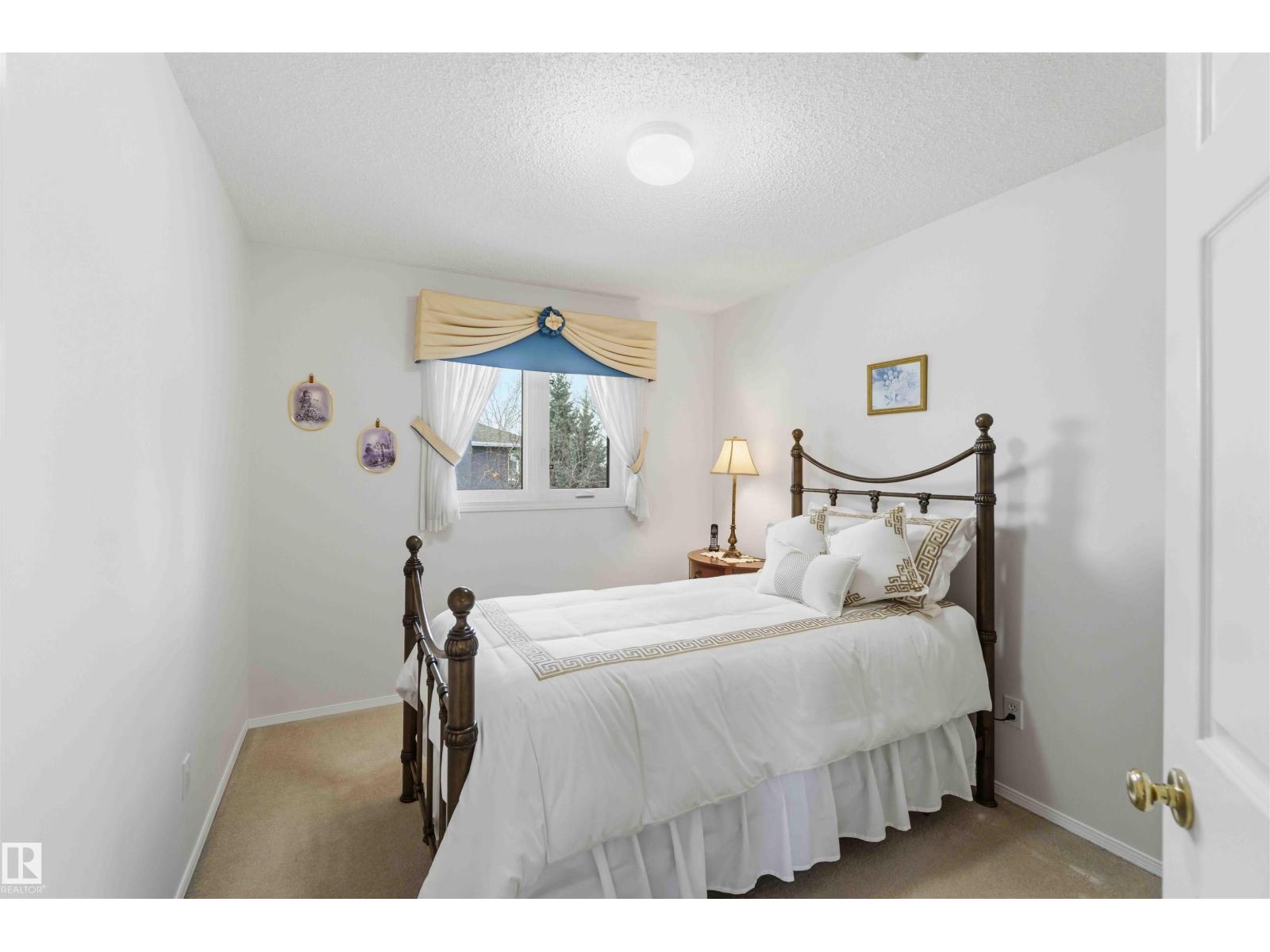 #1 COLONIAL CL, Beaumont