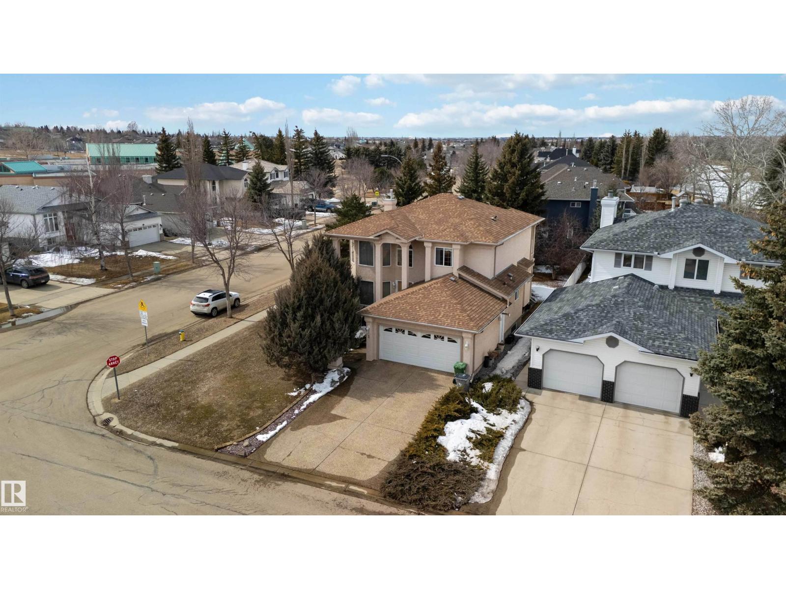 #1 COLONIAL CL, Beaumont