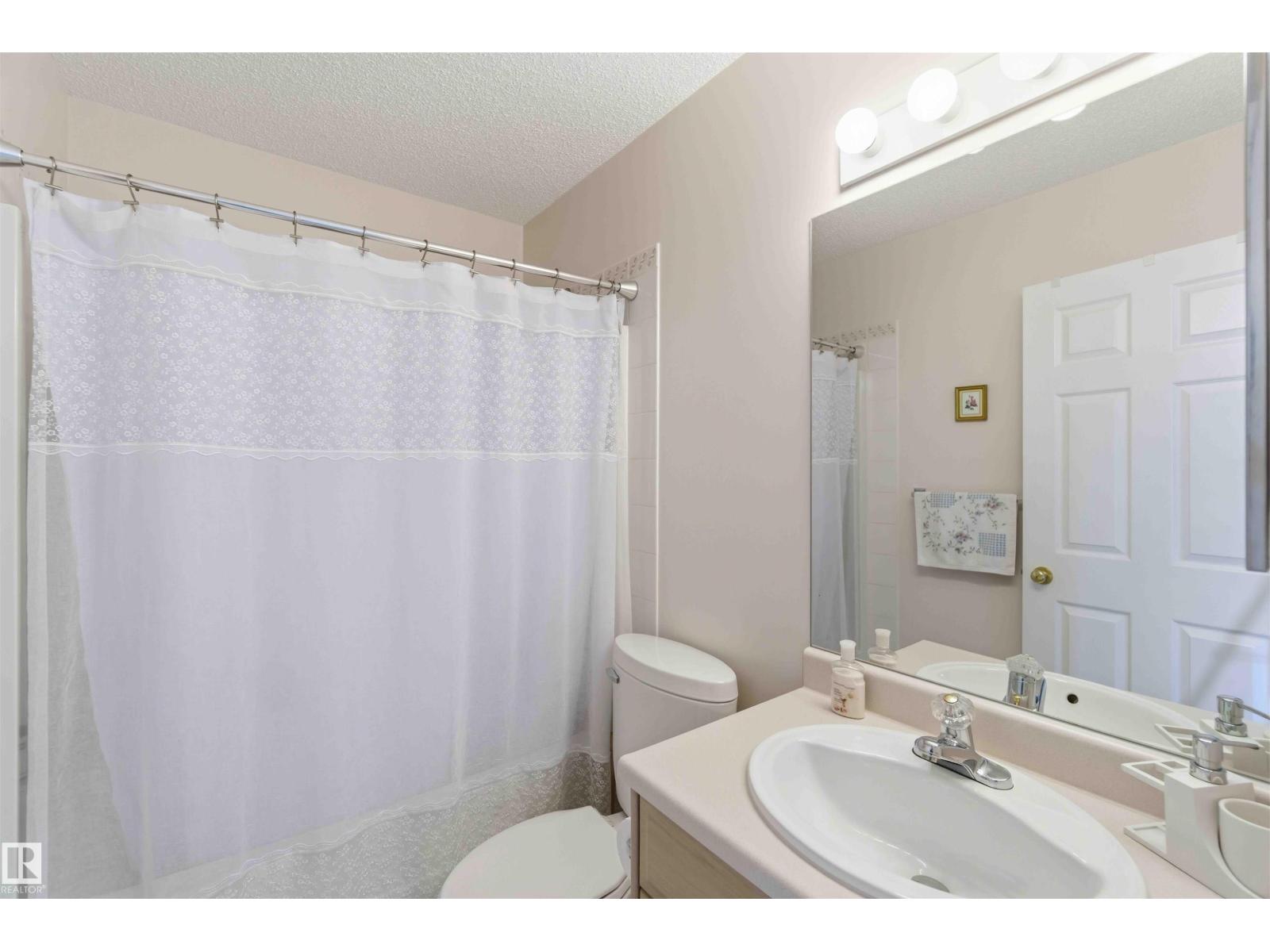 #1 COLONIAL CL, Beaumont