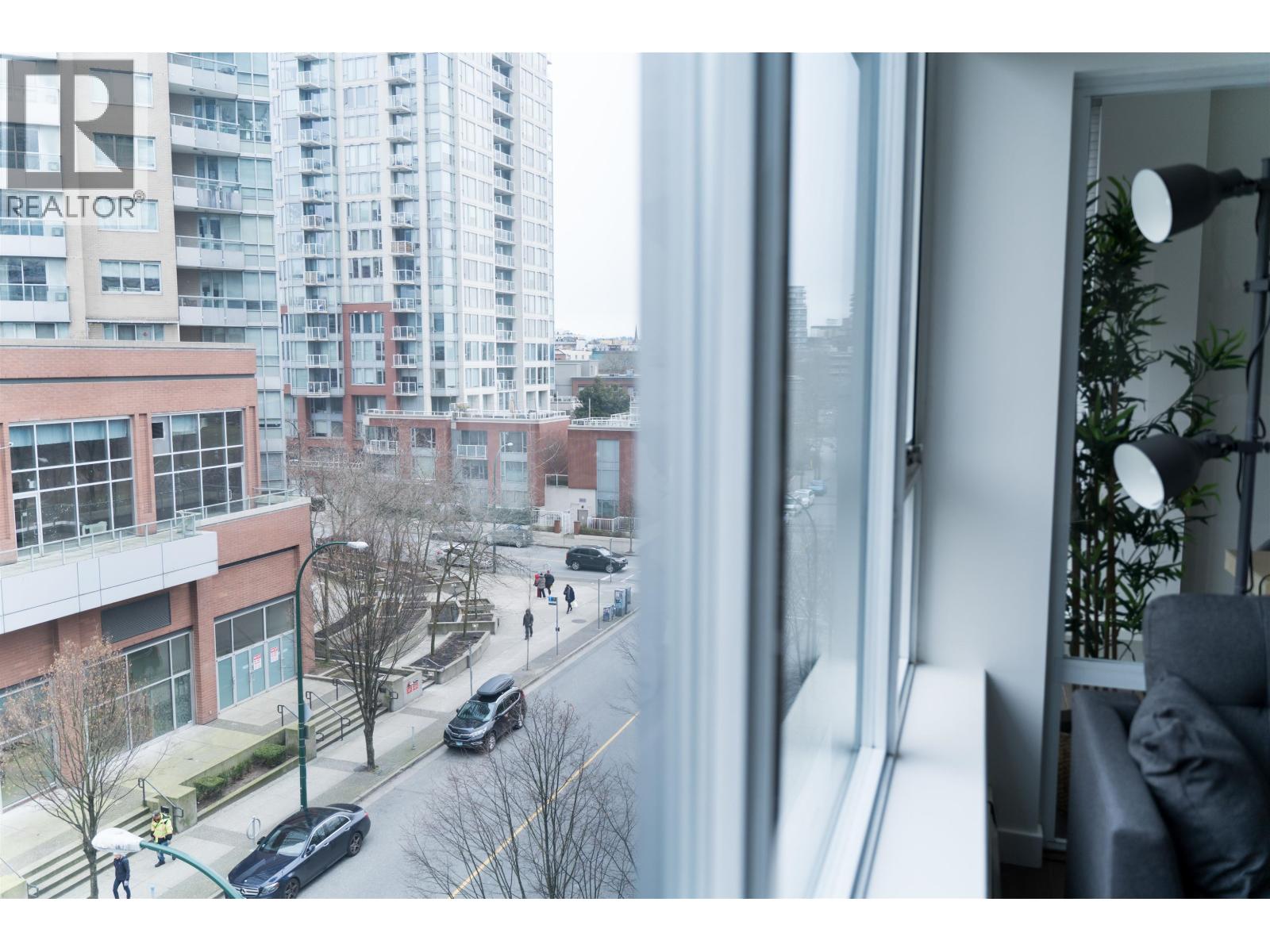 612 618 ABBOTT STREET, Vancouver