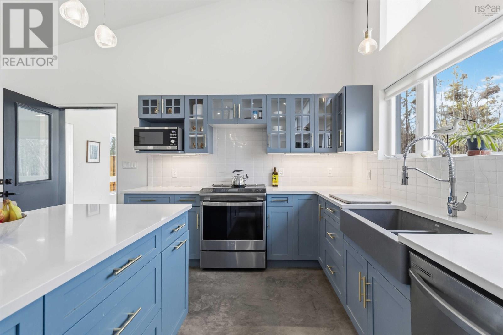 Property 12 of 50 of 87 Golden Horizon Drive