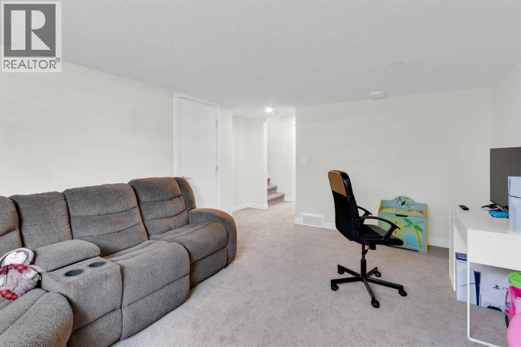 Single Family House for Sale in  Sage Meadows Gardens NW Sage Hill Calgary 