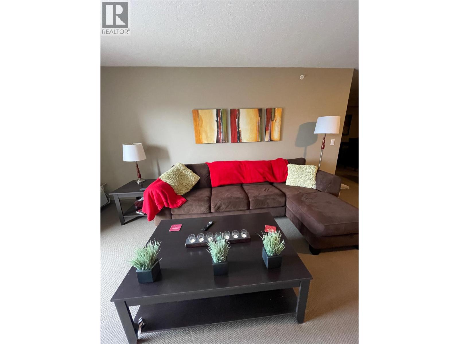 407 4884 Stanley Street, Radium Hot Springs