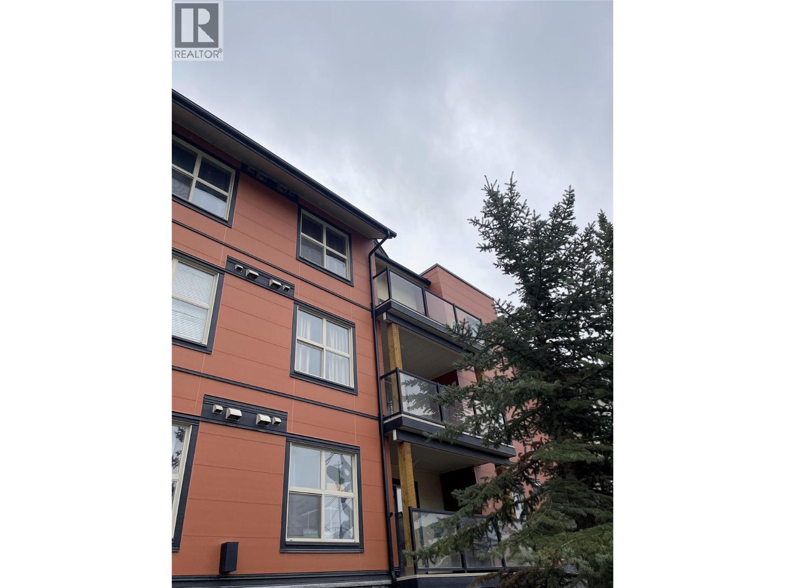 #407 4884 Stanley Street - 2
