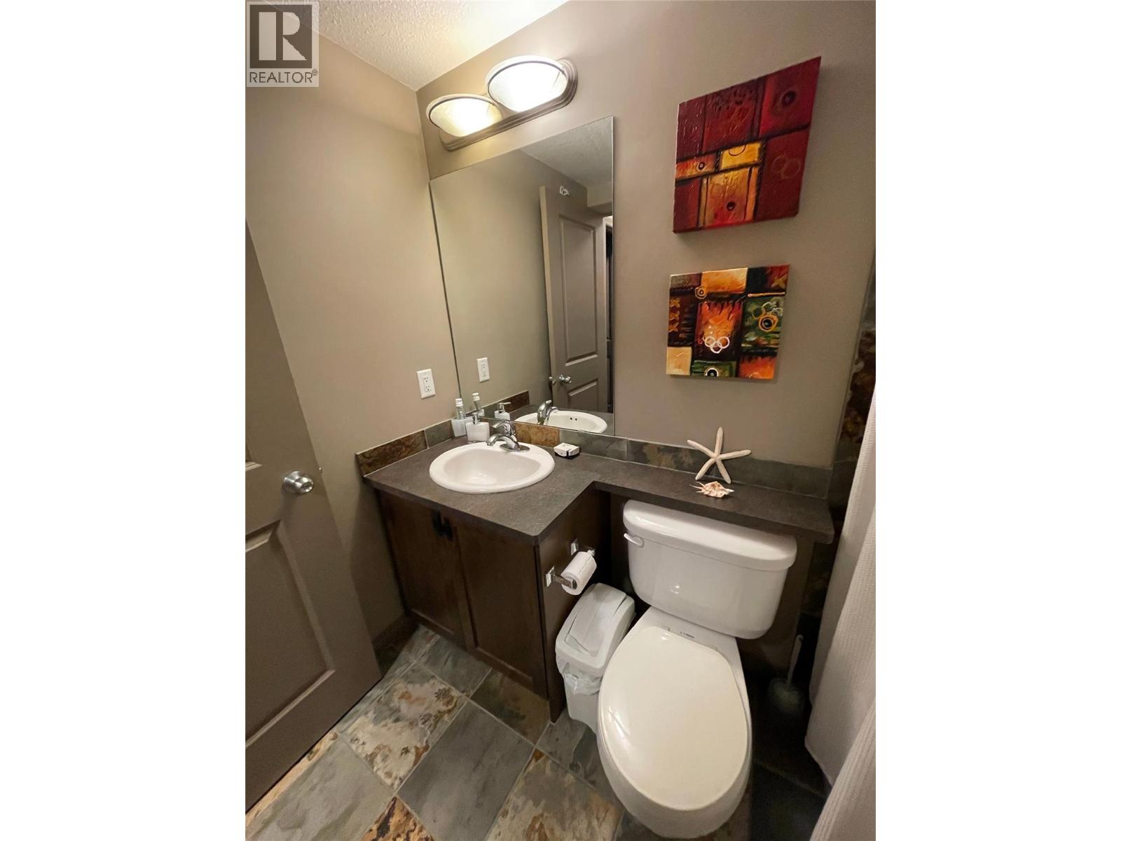 407 4884 Stanley Street, Radium Hot Springs