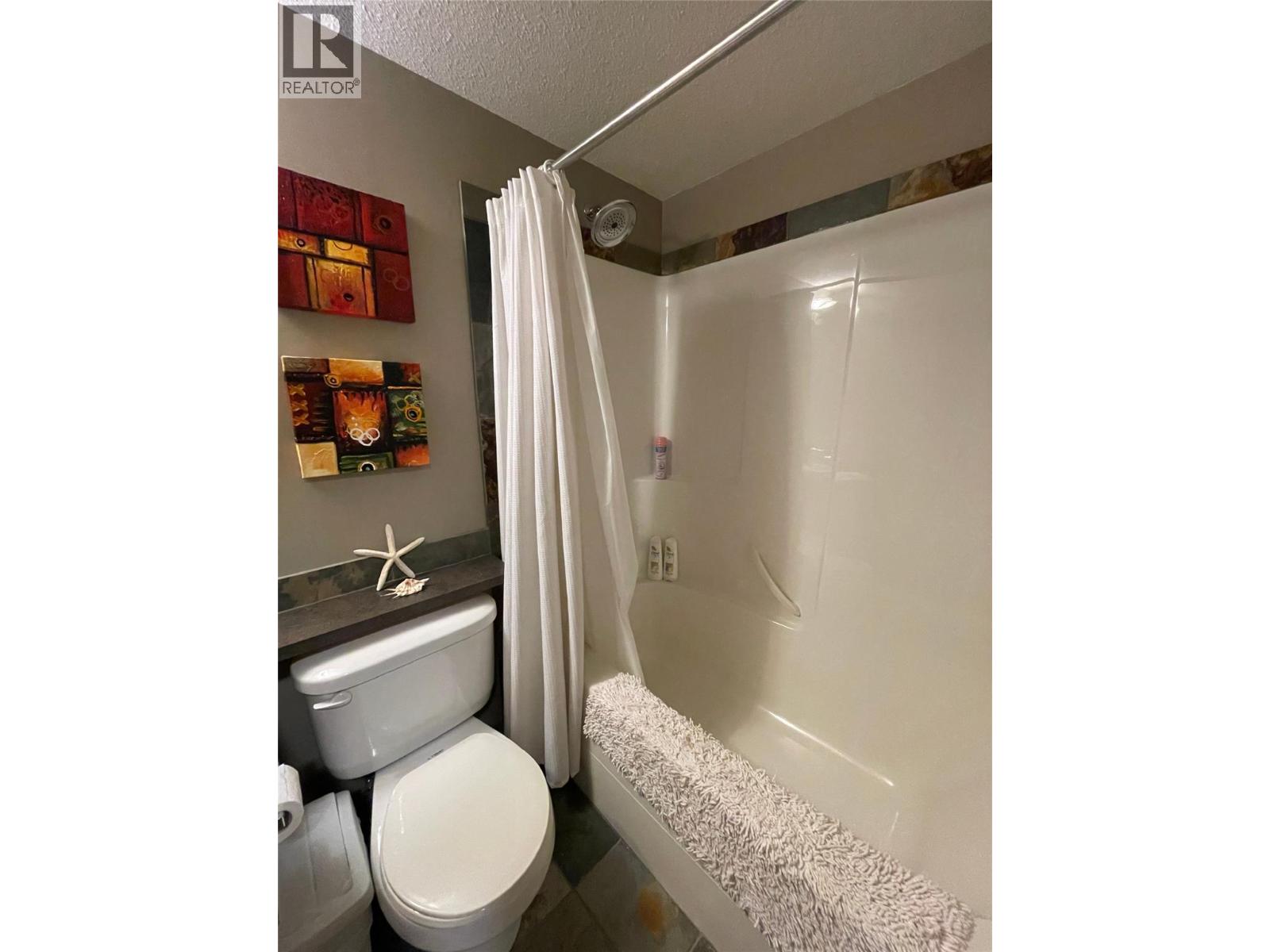 407 4884 Stanley Street, Radium Hot Springs