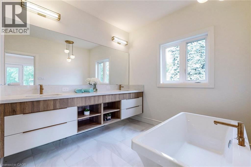 49 ROSELAWN AVENUE - 32