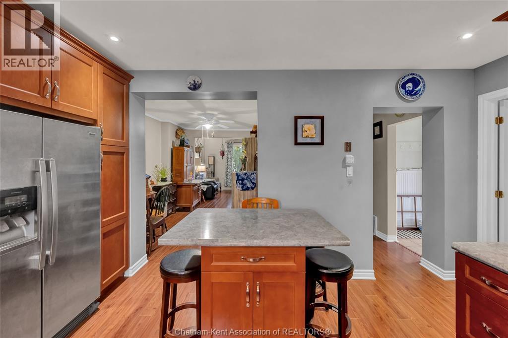 99 Dunn AVENUE - 8