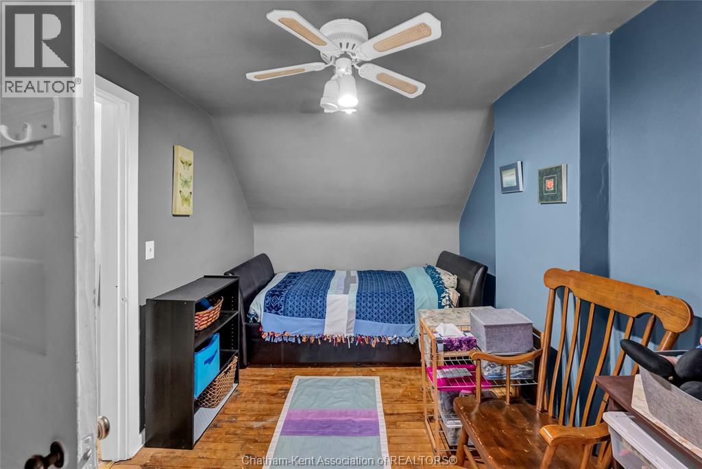99 Dunn AVENUE — photo 24