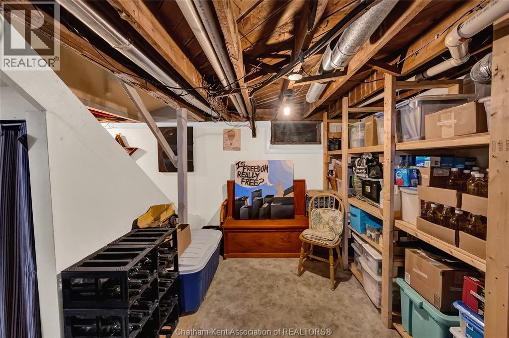 99 Dunn AVENUE — photo 33