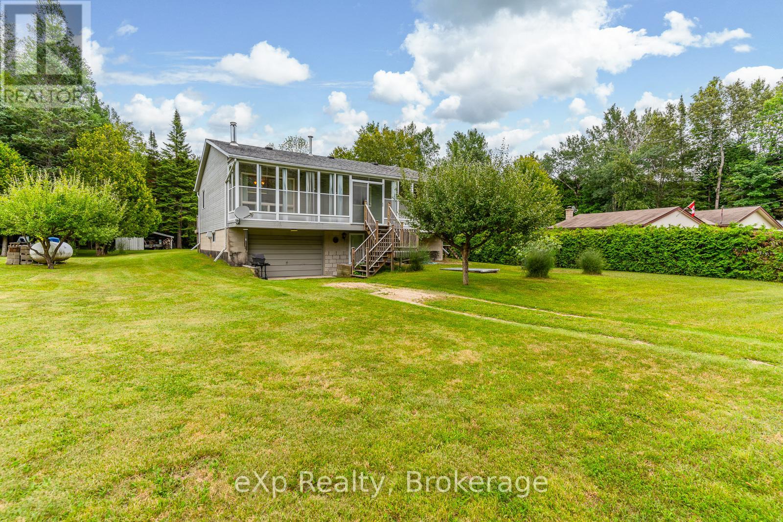 27 BELL DRIVE - 3
