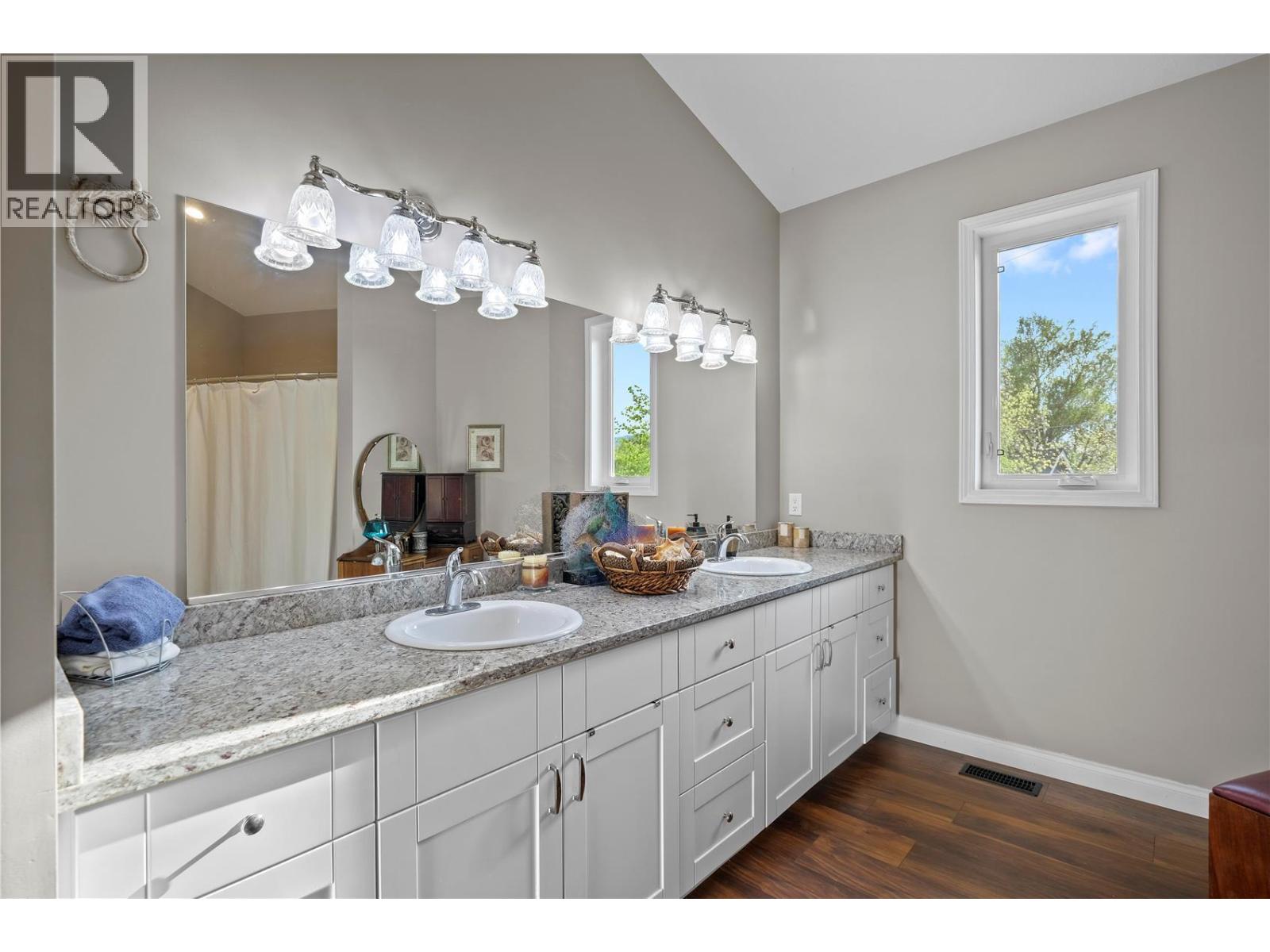  3810 Casorso Road, Kelowna