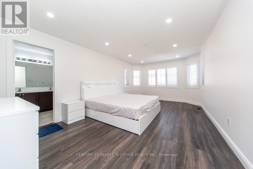 57 ALDERSGATE DRIVE - 19