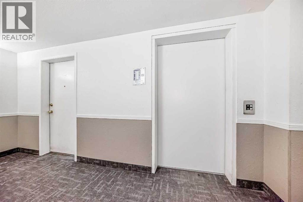 
          2280 68 Street Northeast
            <br/>
            <span>Calgary</span>
            , 
            <span>AB</span>
             <span>T1Y7M1</span>
         - Photo 17