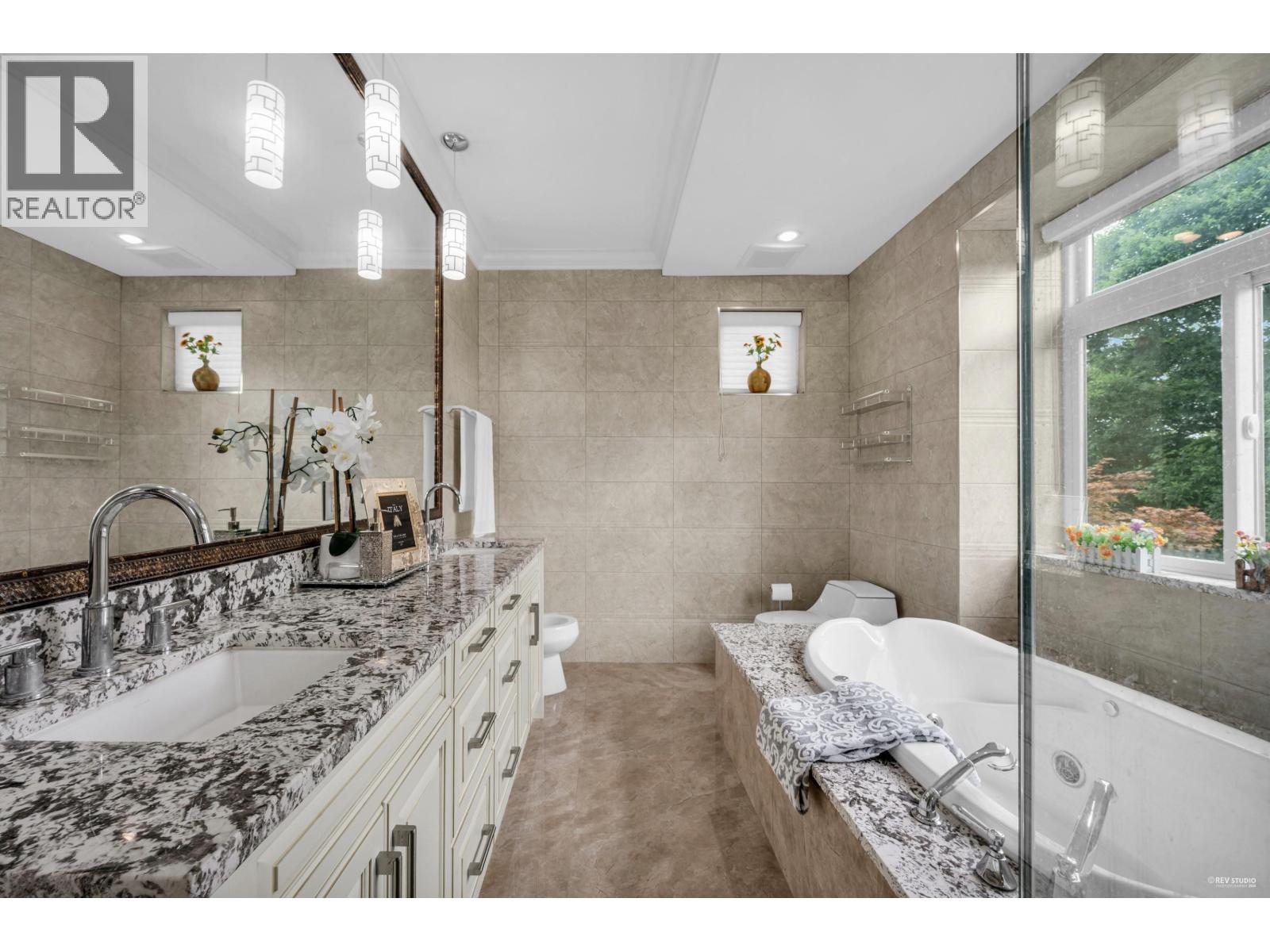 3601 LYNNDALE CRESCENT, Burnaby