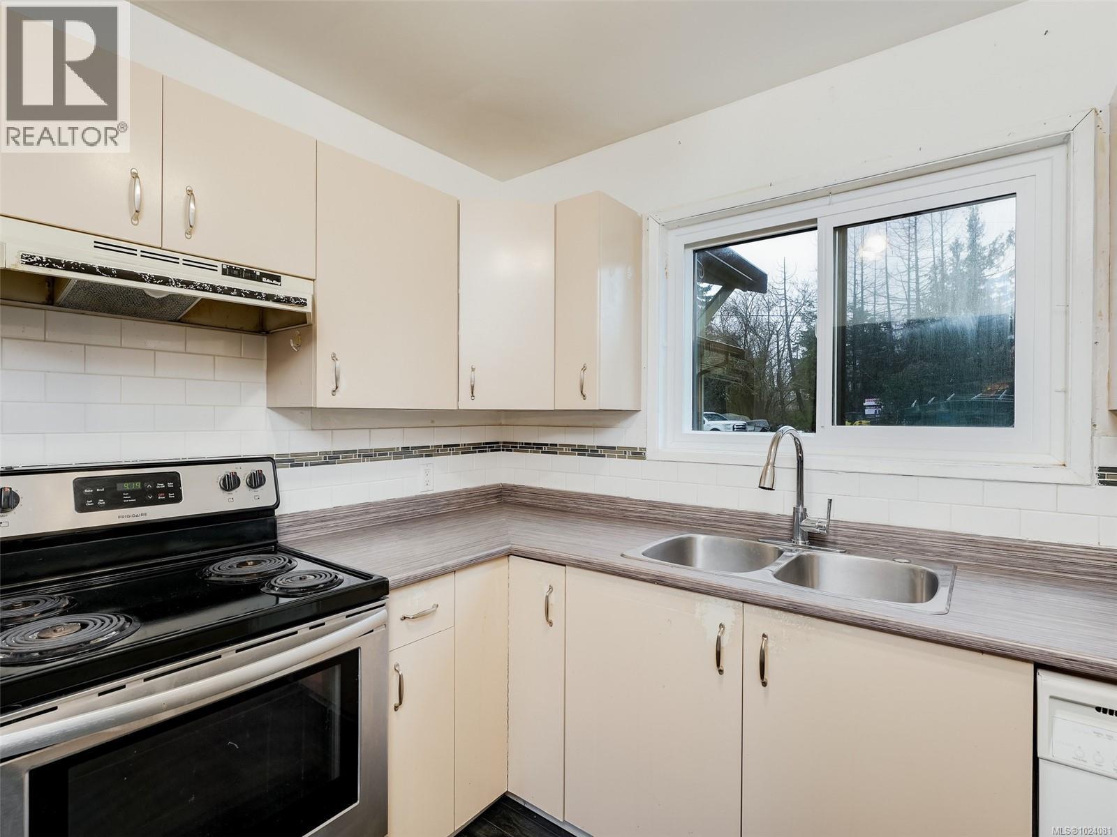 256 ARDENLEA PL - 11