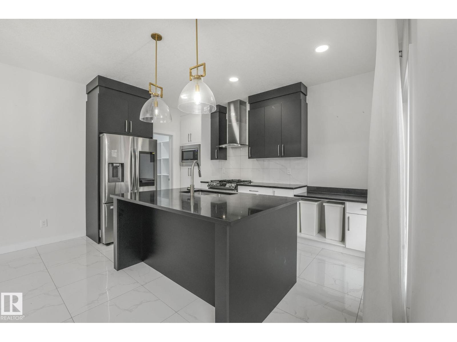 5741 KOOTOOK WY SW, Edmonton