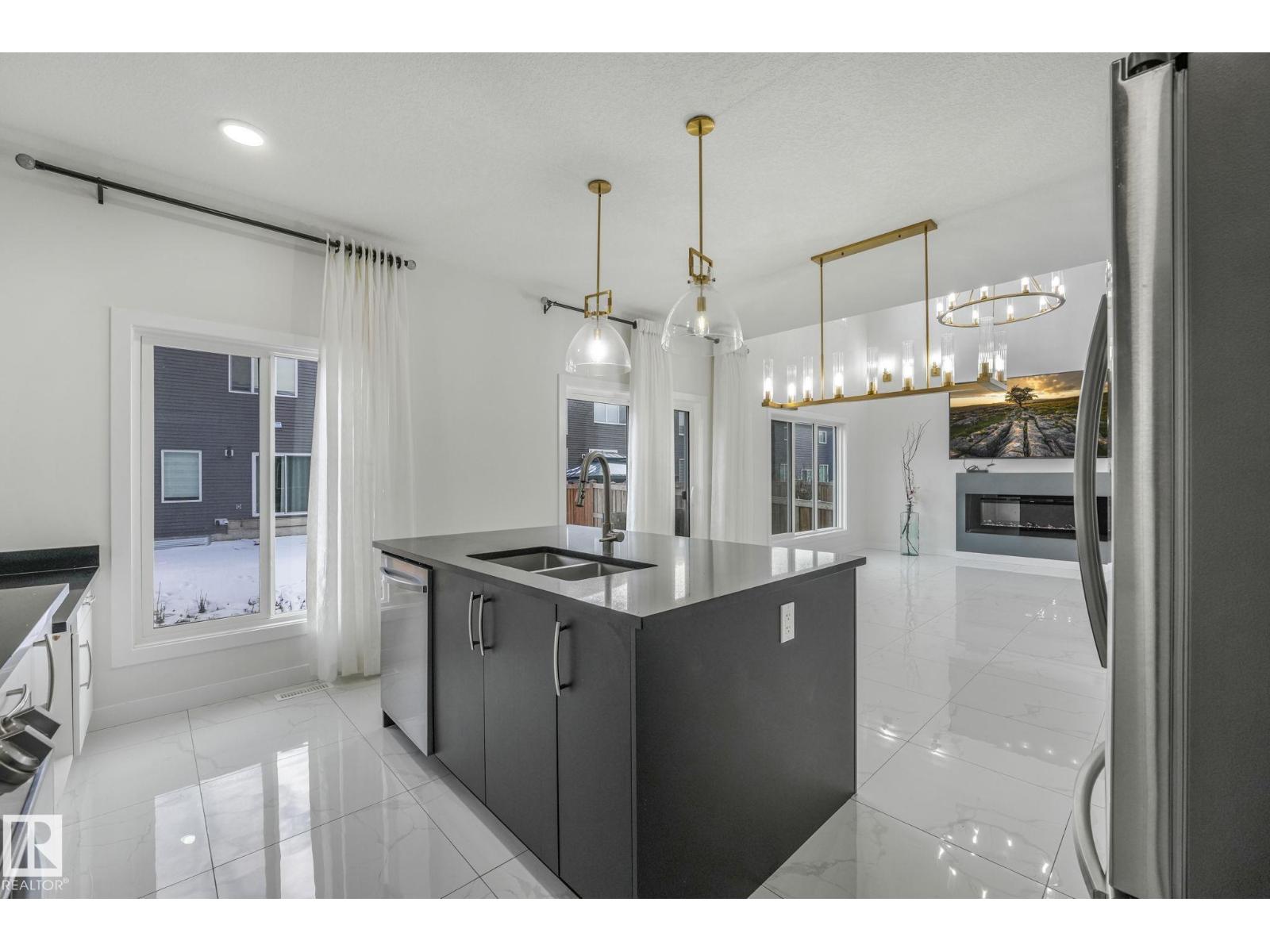 5741 KOOTOOK WY SW, Edmonton