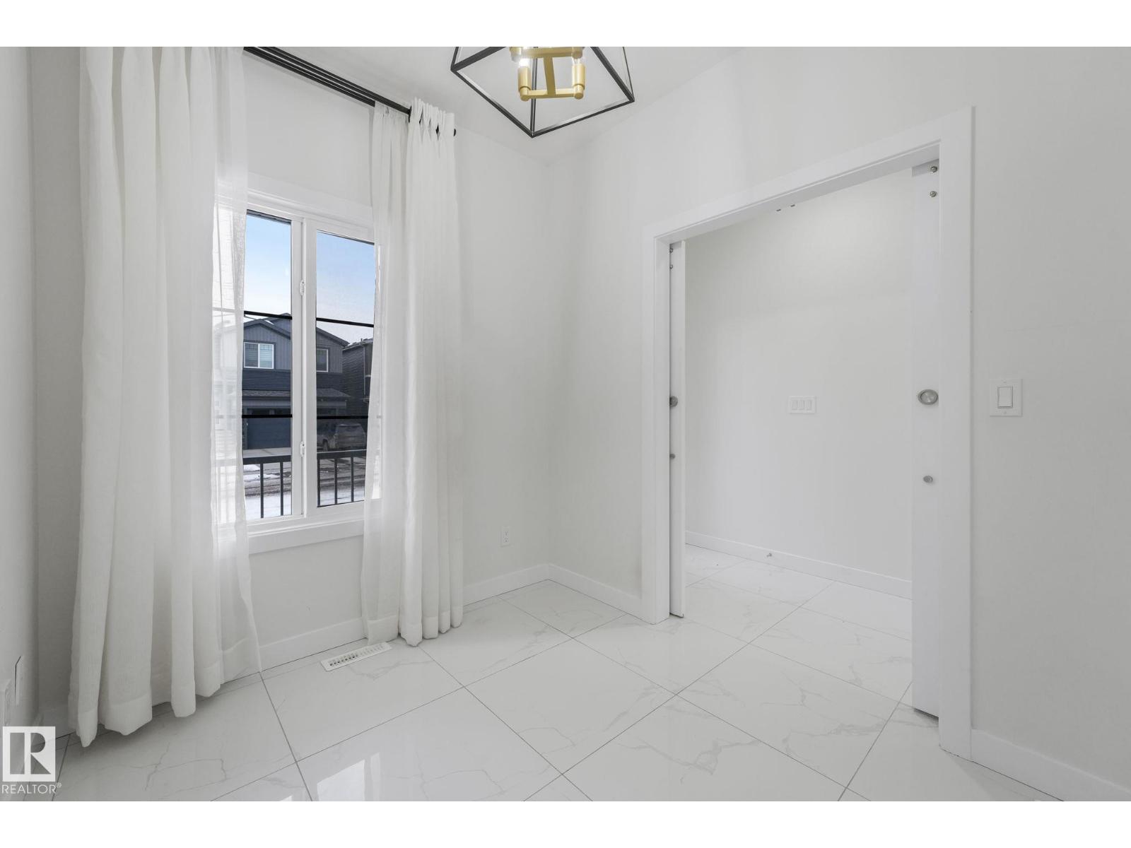 5741 KOOTOOK WY SW, Edmonton