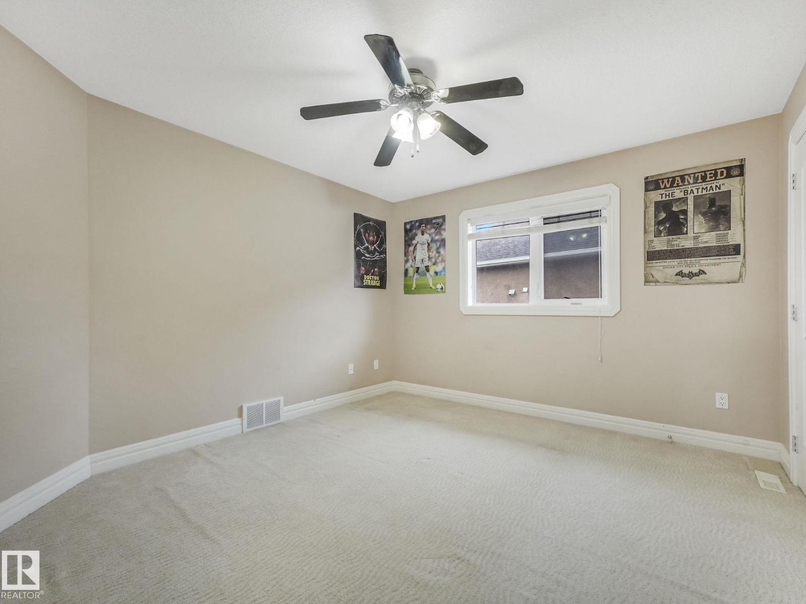 6911 17 AV SW, Edmonton