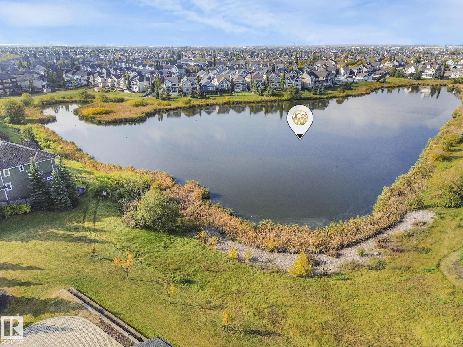 6911 17 AV SW, Edmonton