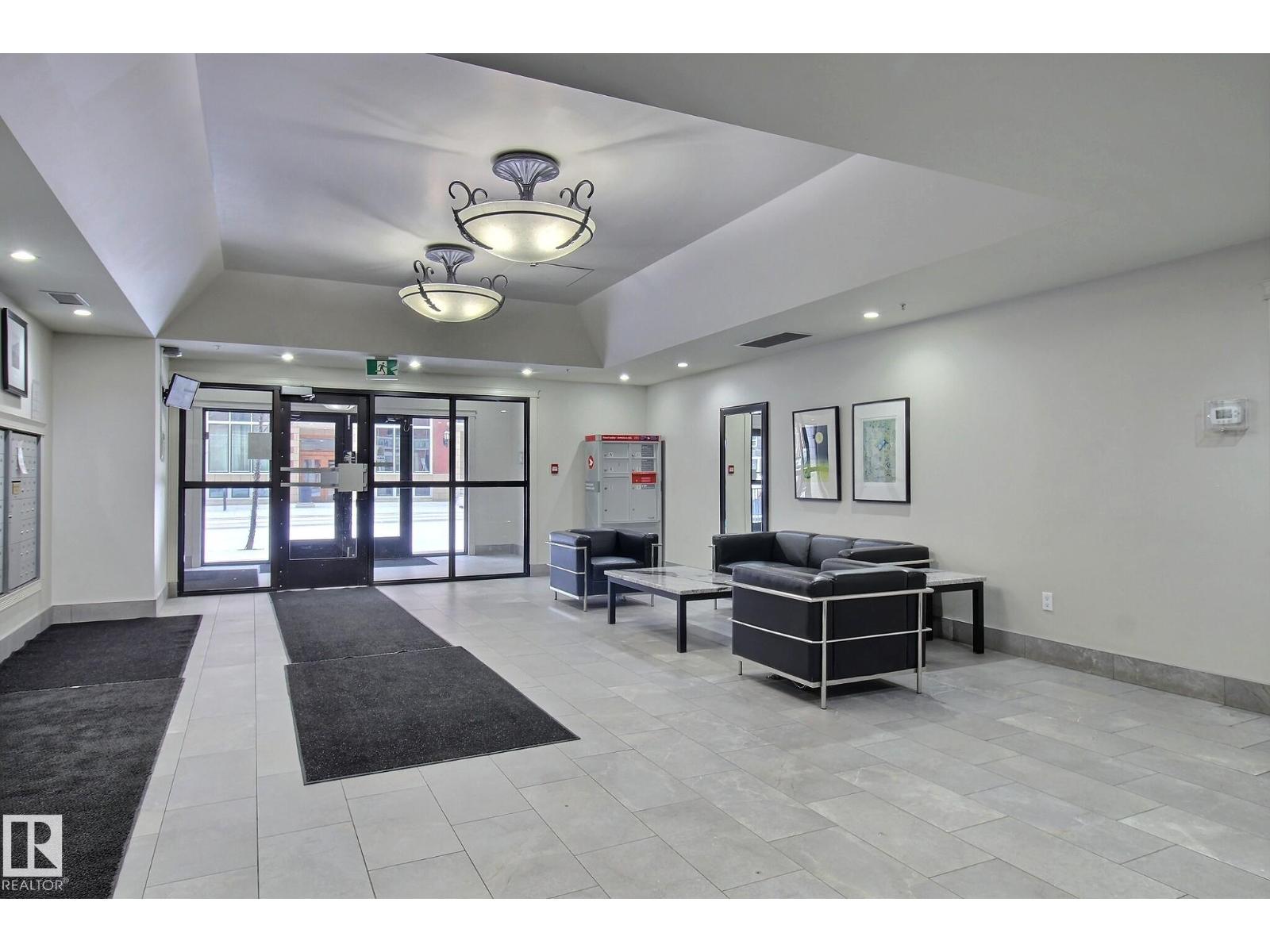 #803 10180 104 ST NW, Edmonton