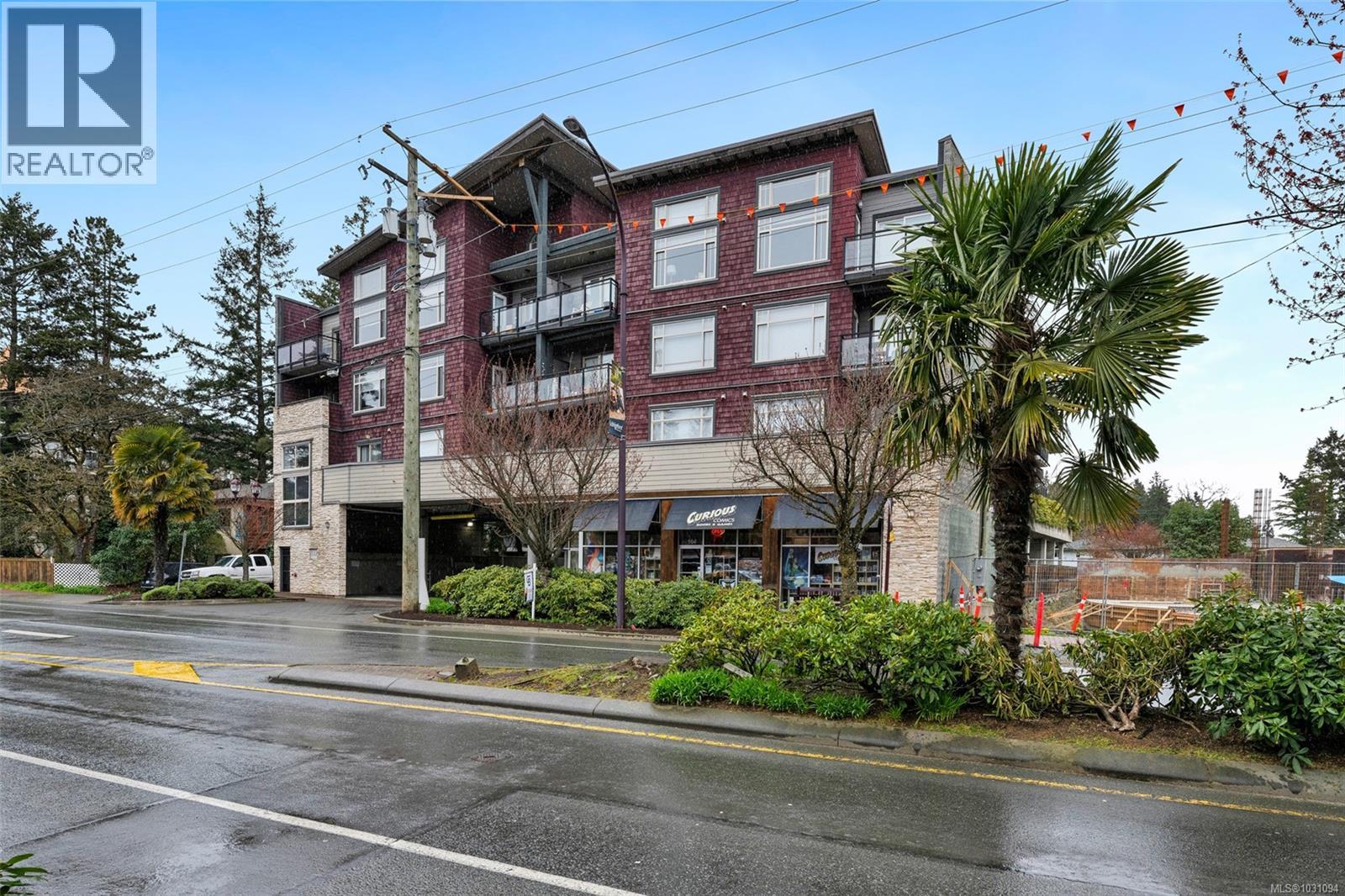 #203 844 GOLDSTREAM AVE - Image 2