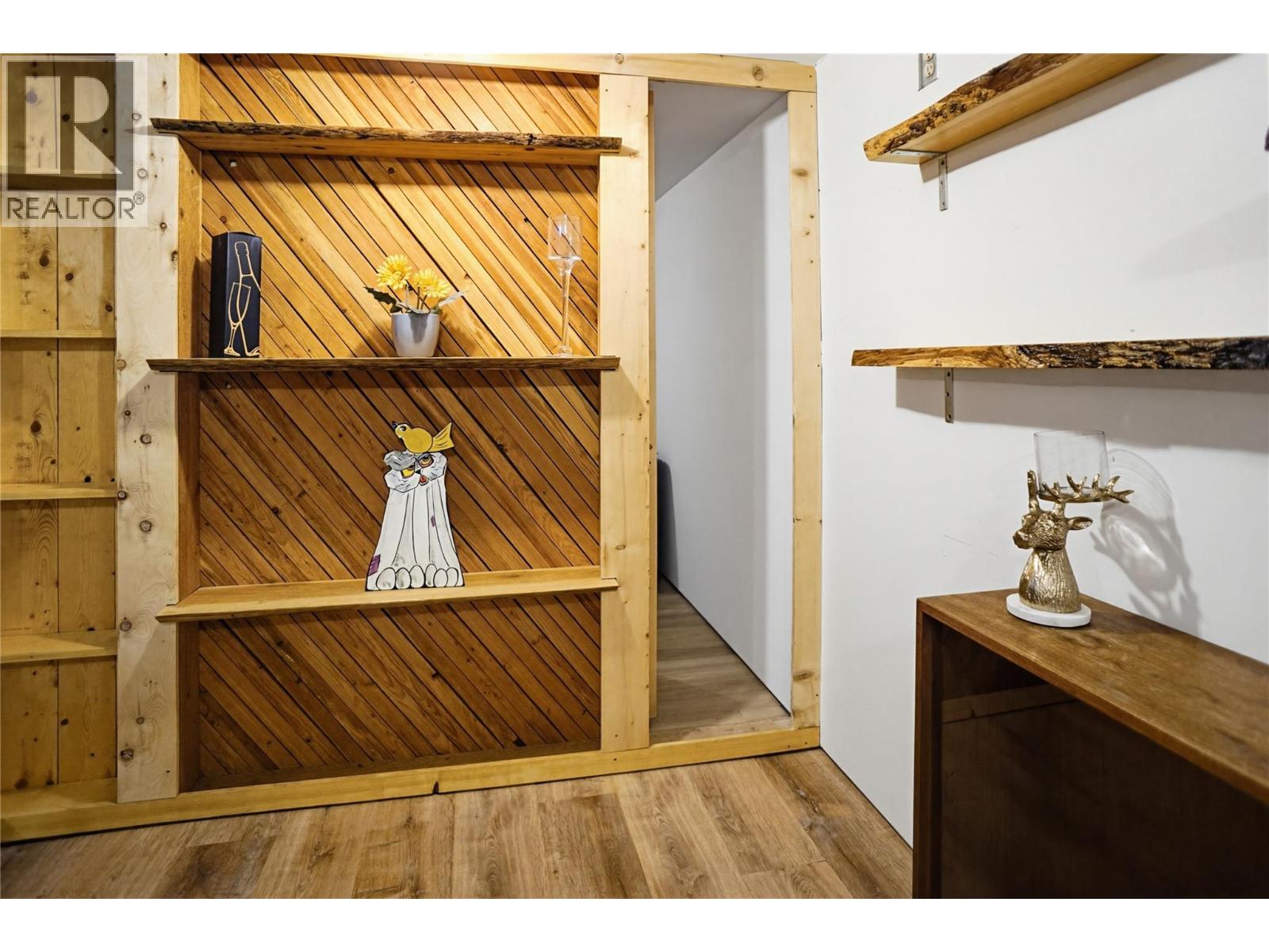 2811 BANK Road - 15