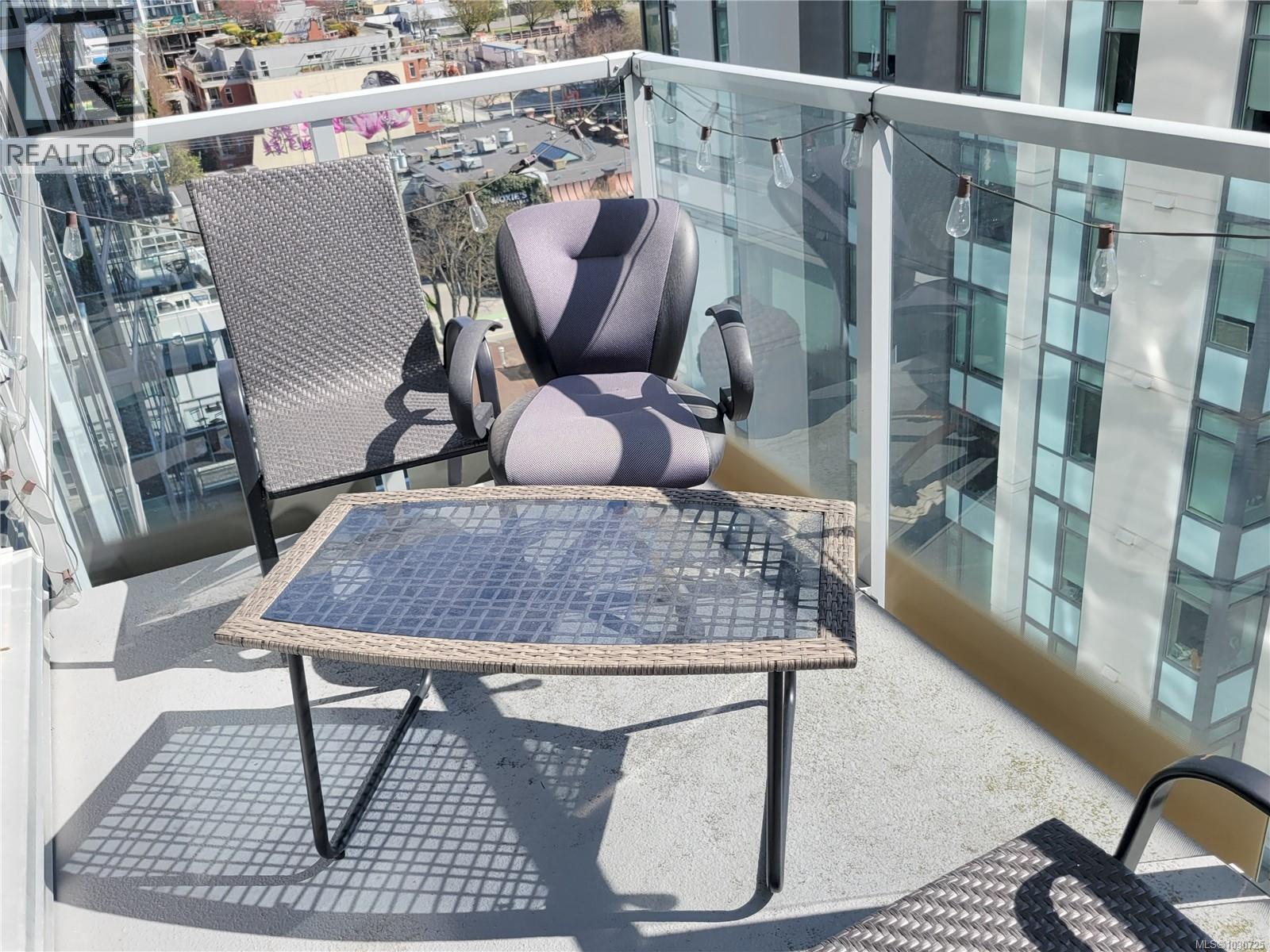 801 989 Johnson Street, Victoria