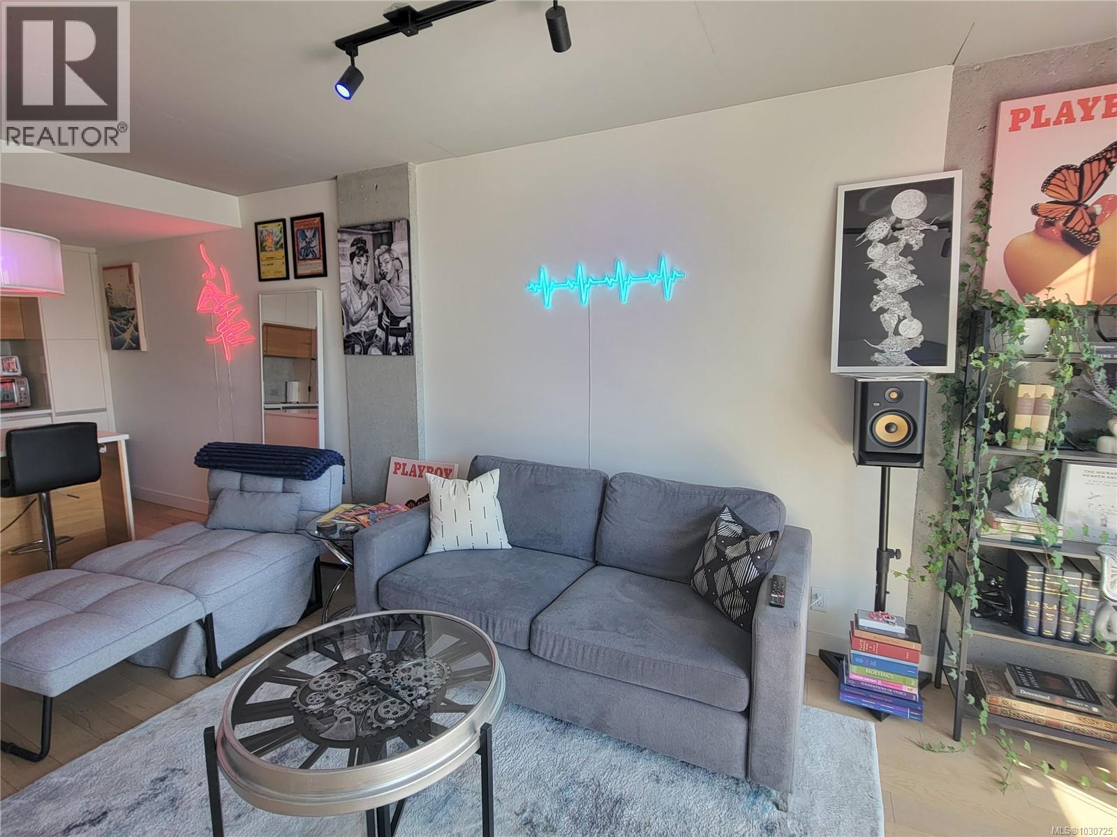 801 989 Johnson Street, Victoria