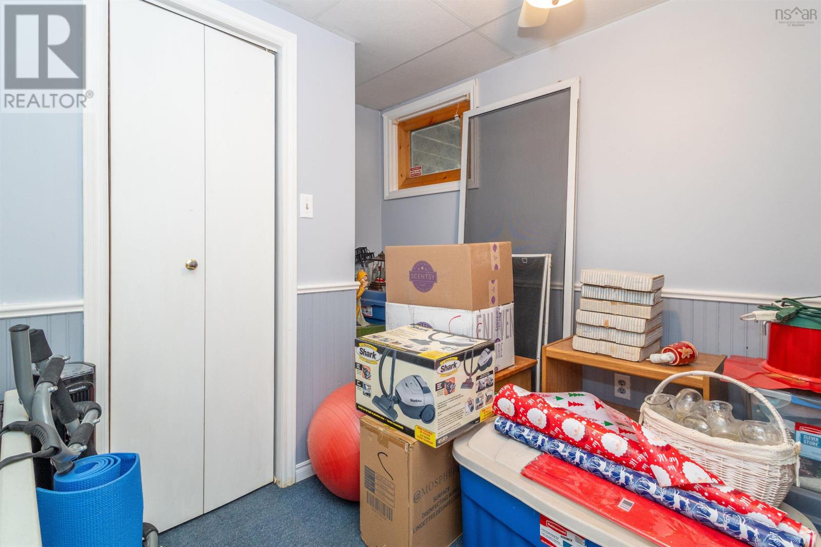 Property photo 35