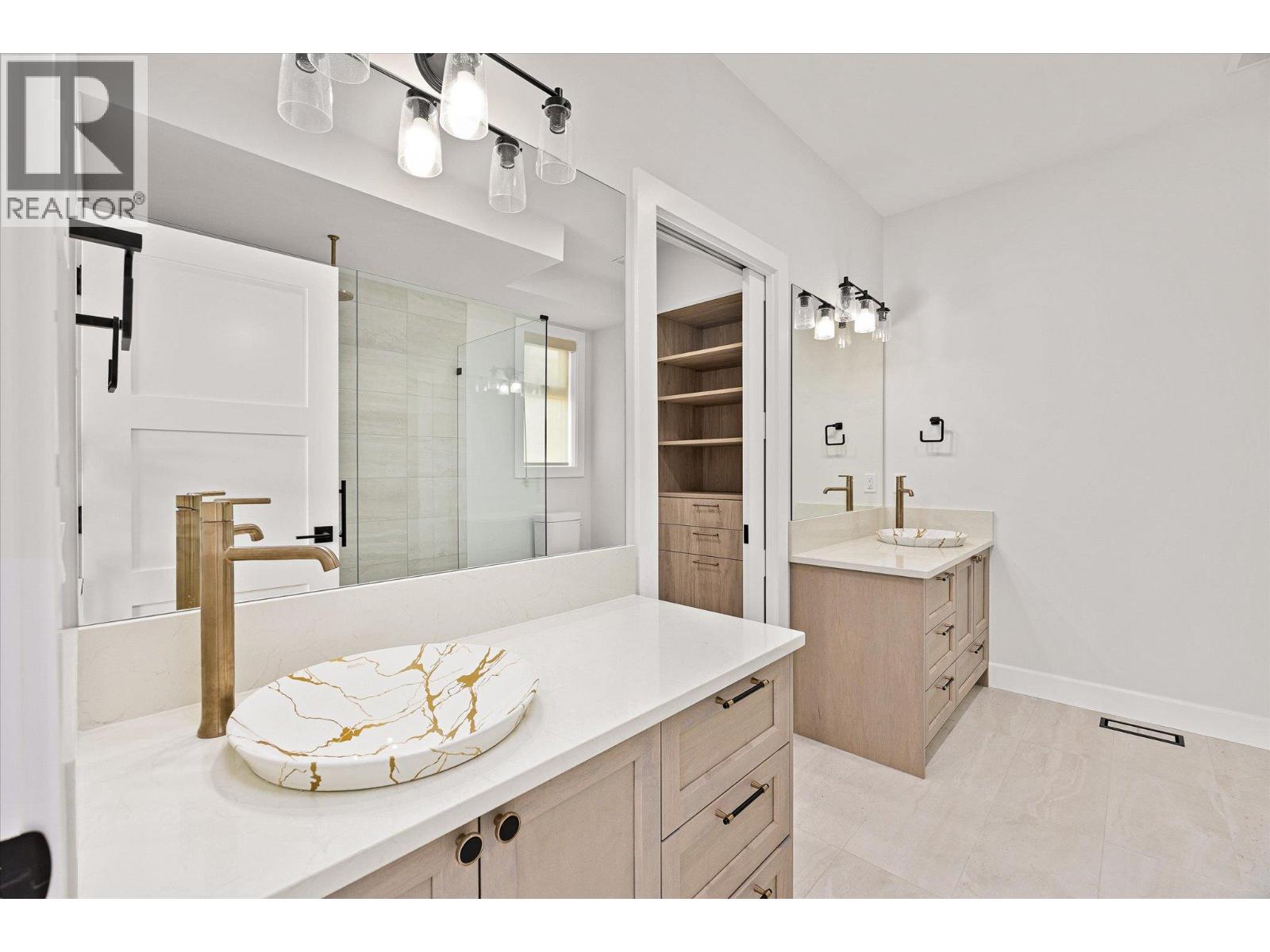  167 Heldon Court, West Kelowna