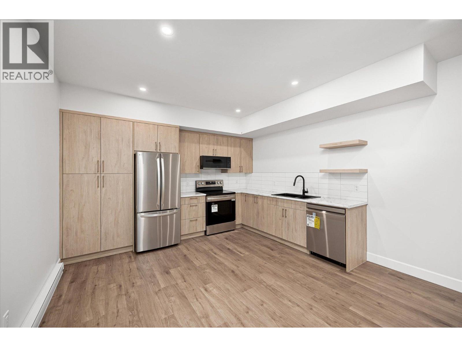  167 Heldon Court, West Kelowna