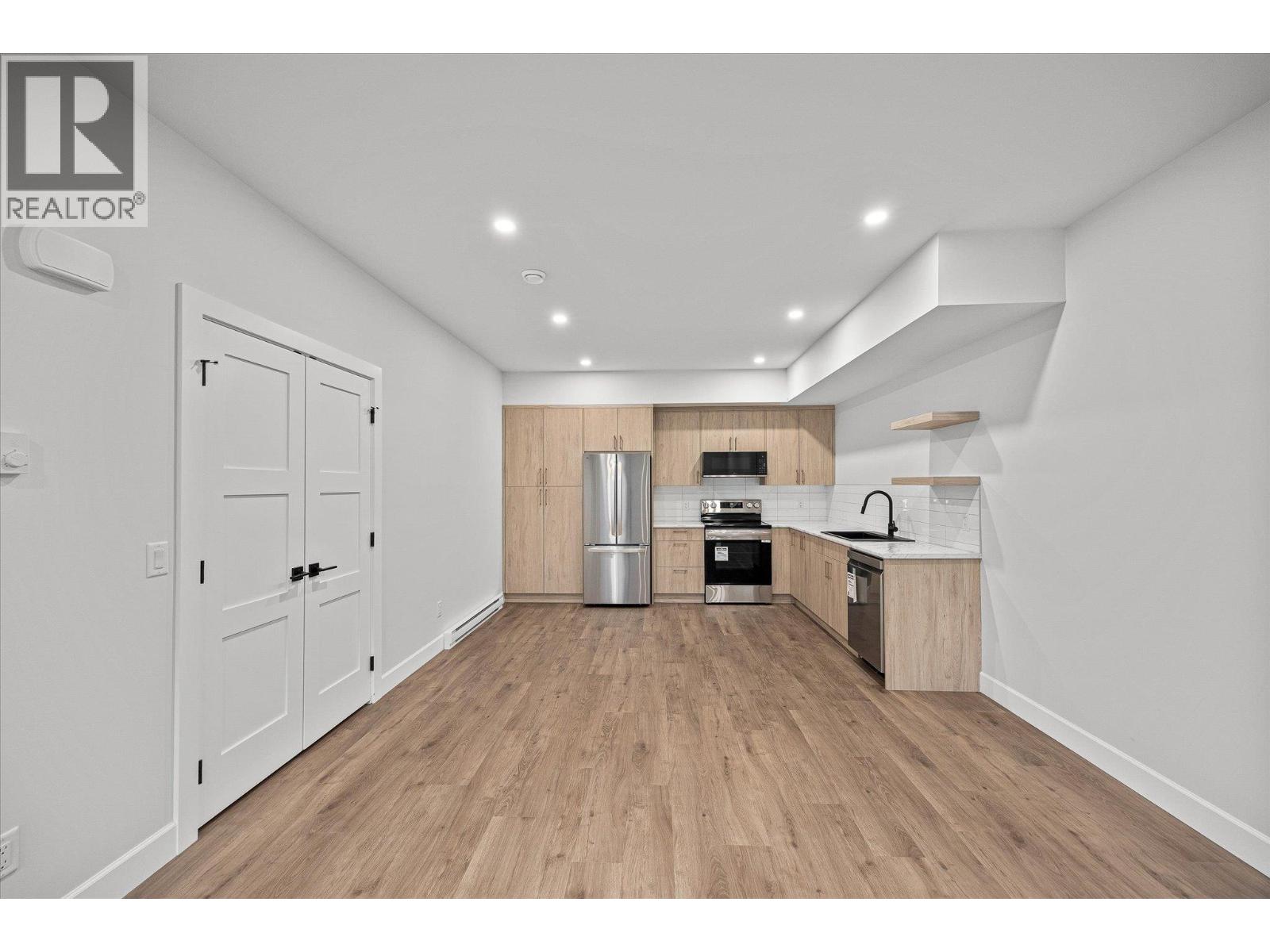  167 Heldon Court, West Kelowna