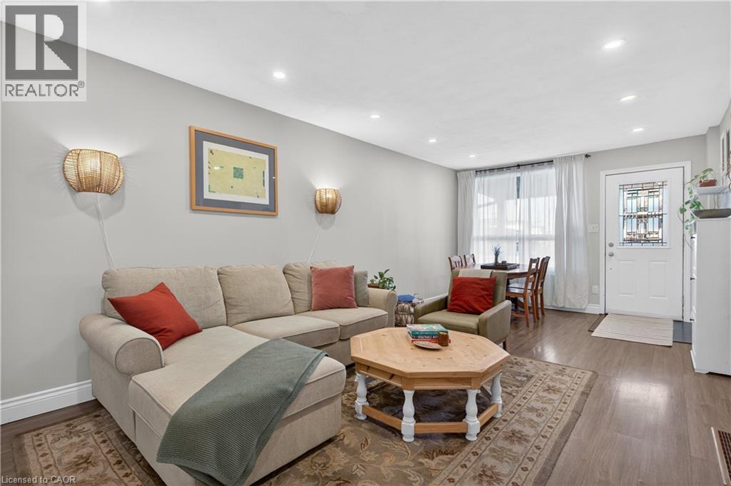 262 BRITANNIA Avenue