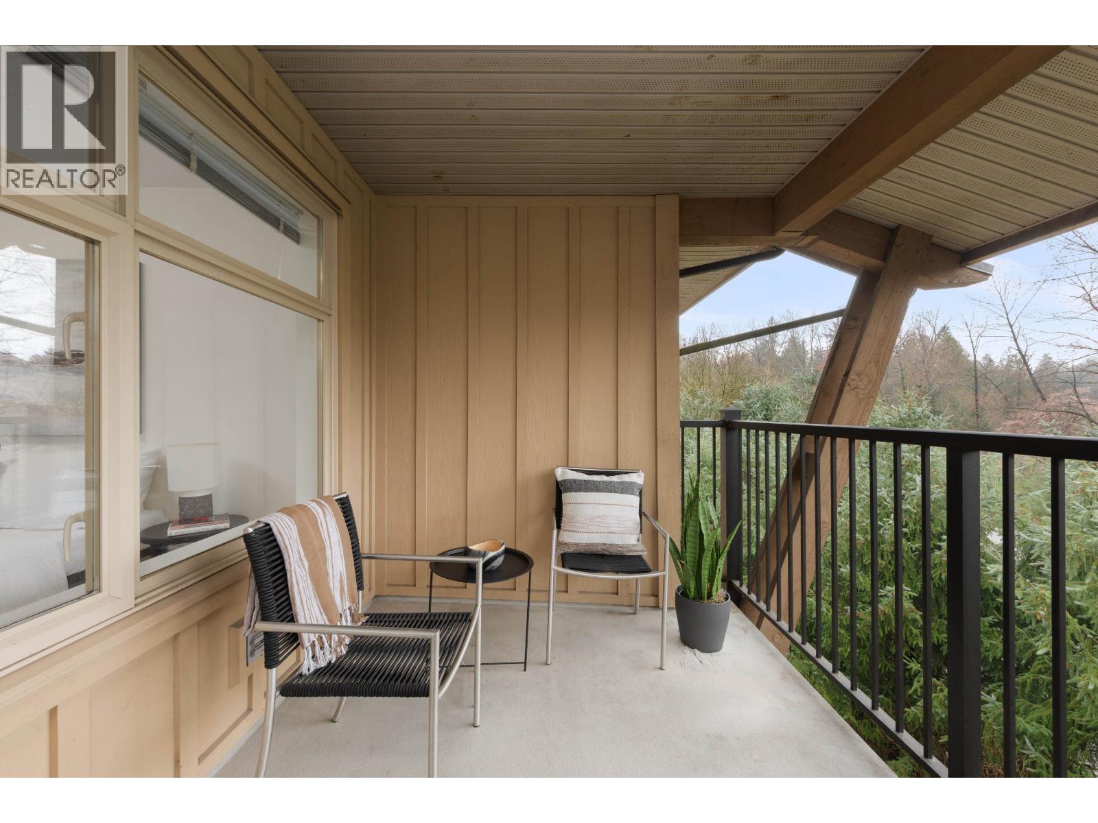 401 300 KLAHANIE DRIVE, Port Moody