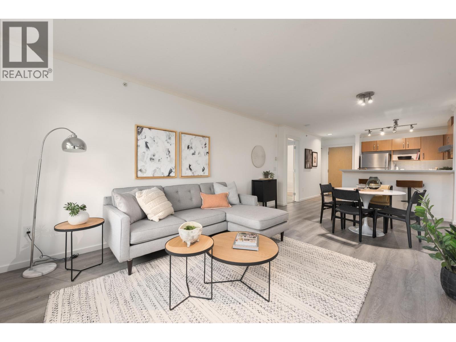 401 300 KLAHANIE DRIVE, Port Moody