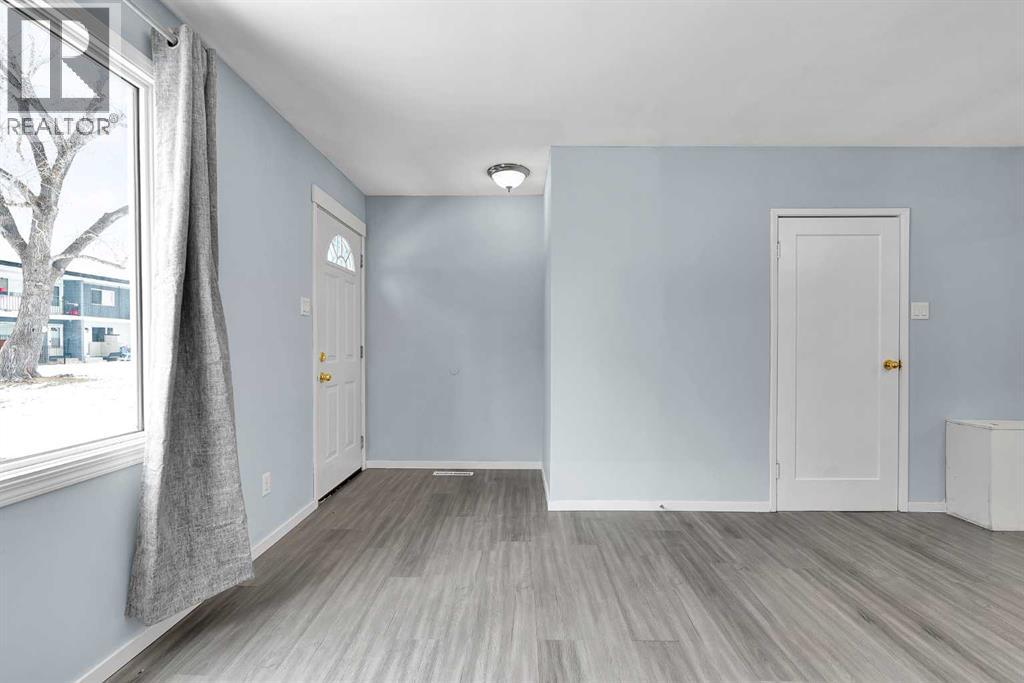 #156 2211 19 STREET NE - 3