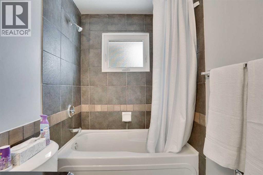 Single Family House Bi-level for Sale in  Marshall Road NE Marlborough Calgary 