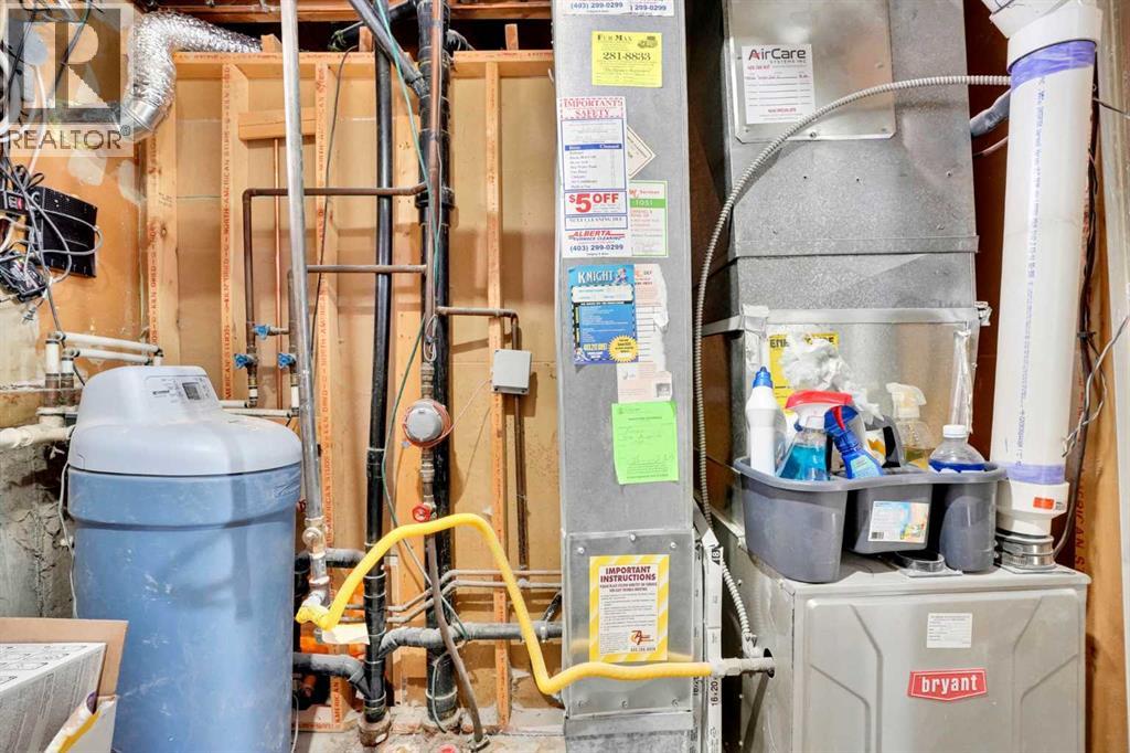 Single Family House Bi-level for Sale in  Marshall Road NE Marlborough Calgary 