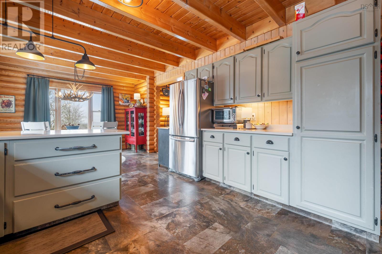 Property 14 of 49 of 1197 Mount Pleasant Road