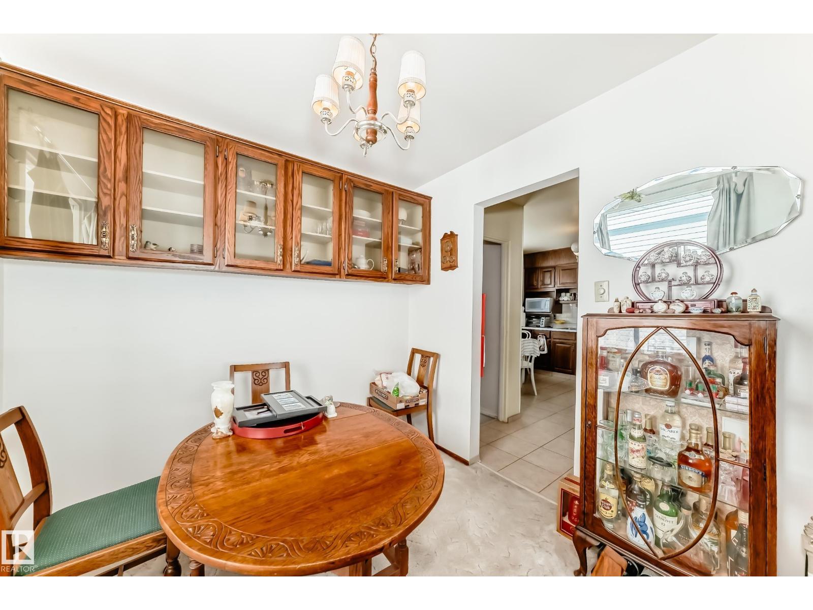 12237 135 ST NW, Edmonton