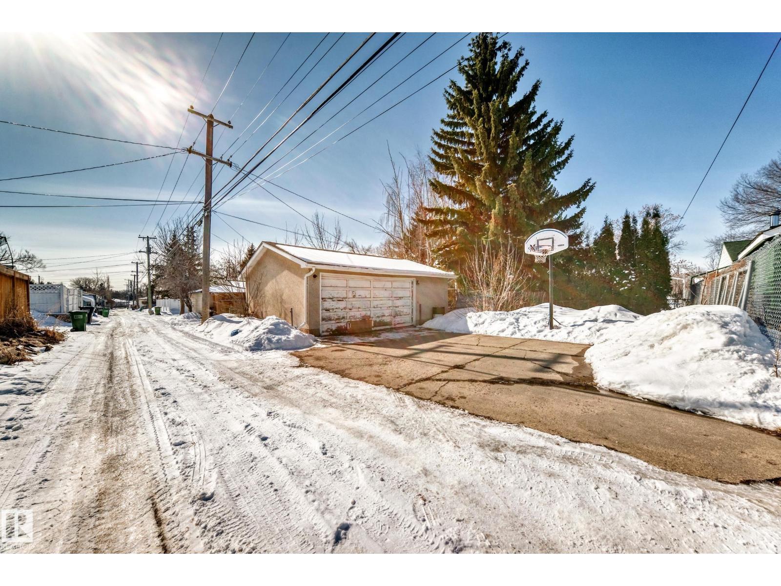 12237 135 ST NW, Edmonton