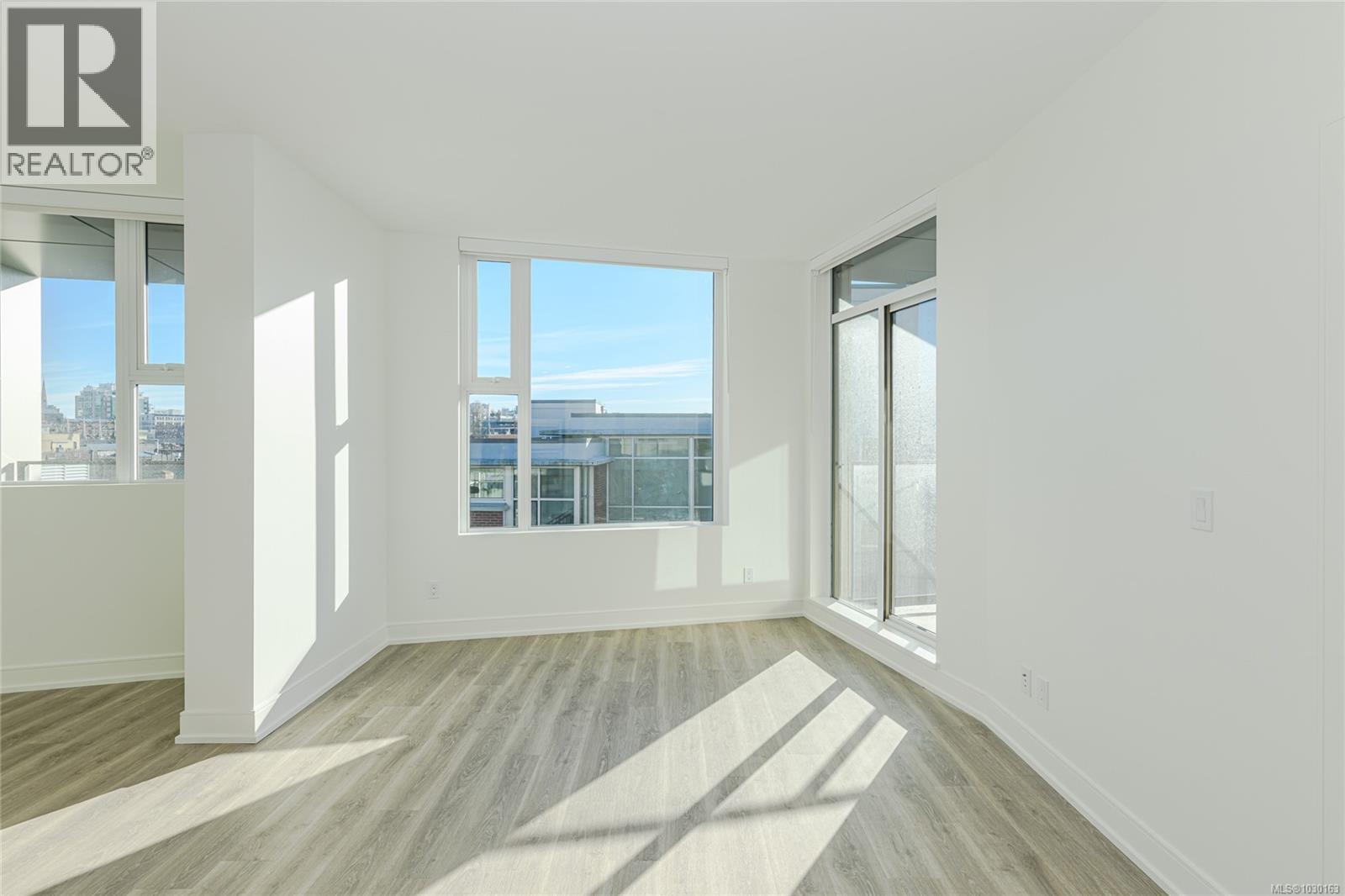 904 1628 Store Street, Victoria